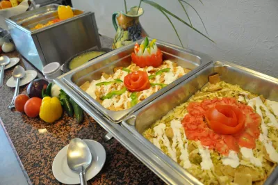 Luna Rica Cafe & Grill