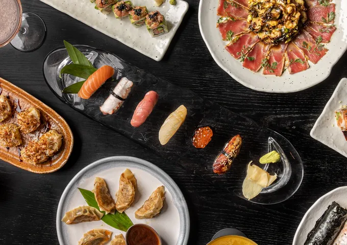 Sushi súper high-end en San Pedro. Aquí los 7 restaurantes que elevan la experiencia oriental al fine dining. ¿Cuál te falta?