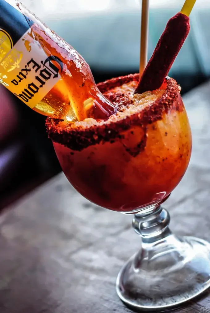 GIVEAWAY. Para que te des una vuelta al "viejo oeste", Beer Saloon te regala $1,800 en consumo