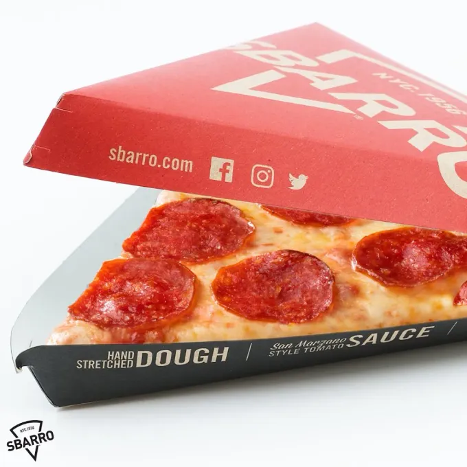 Sbarro: quienes redefinieron, y según algunos mejoraron, la pizza italiana desde Brooklyn, llegan con décadas de retraso a Monterrey