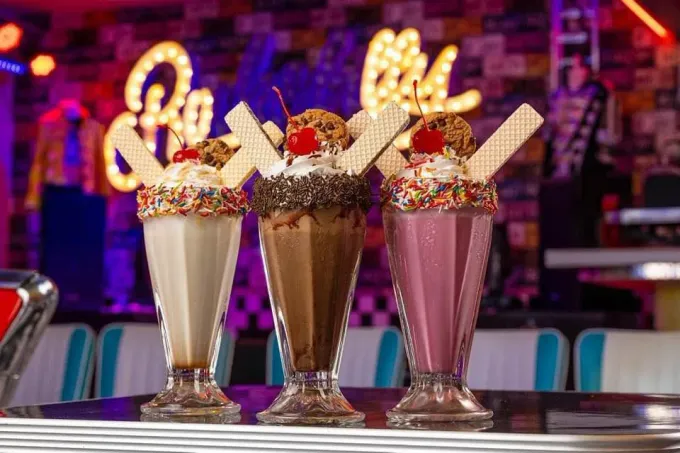 Tres grandes malteadas en tres lugares de moda: la clásica, la creativa y la monchosa. ¿Cuál escoges?