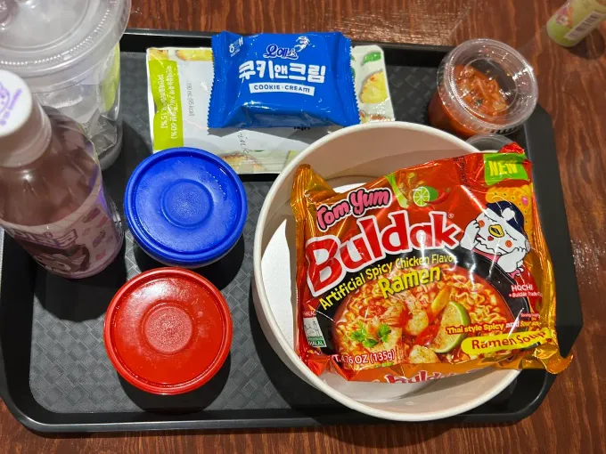 Tres lugares, que abrieron en el último año, diseñados para preparar y comer tu propio ramen instantáneo al estilo de Corea