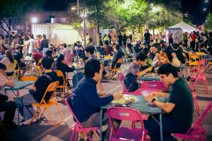 Ruta de mercados. Callejero: desde 2015, un mercado un dominguero en zona Tec, con comida de todo México, actividades culturales y música en vivo