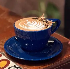 Cafés de NL. Café Tierra Libre: libros, arte urbano y 3 bebidas que son muy pedidas, en Barrio Antiguo