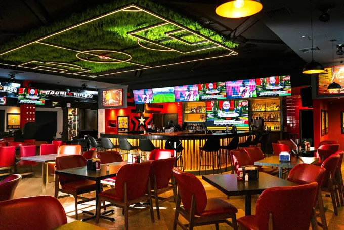 Sunday Night Football: aquí 3 sports bar para ver el partido con tus amigos, comfort food, pantallas gigantes y memorabilia en MTY y SPG