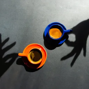 'Speed dating': la forma de conocer gente nueva en menos de 10 minutos. Aquí 4 opciones que para el Día del Amor y la Amistad han organizado rondas de citas rápidas