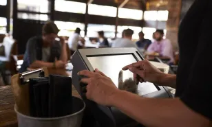 "El restaurante no me contesta..." ¿Las apps de delivery y reservaciones están desplazando a las llamadas telefónicas? — Gastronomía en Monterrey, Nuevo León