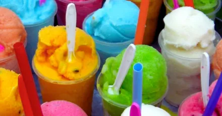 Ruta de mercados. Churubusco, anteriormente "Puente del Papa", el popular por vender herramientas y comida de todo tipo: elotes, carnitas, nieve, aguas, tacos y más